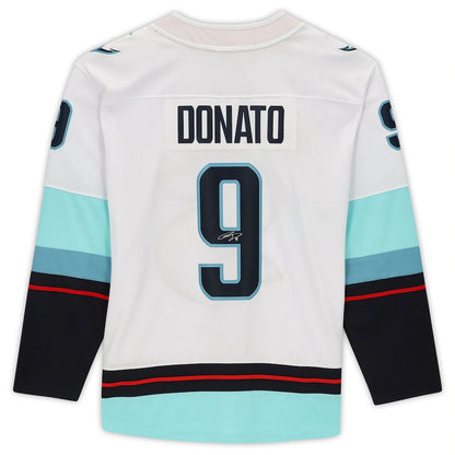 S.Kraken #9 Ryan Donato Fanatics Authentic Autographed with Inaugural Season Patch White Stitched American Hockey Jerseys